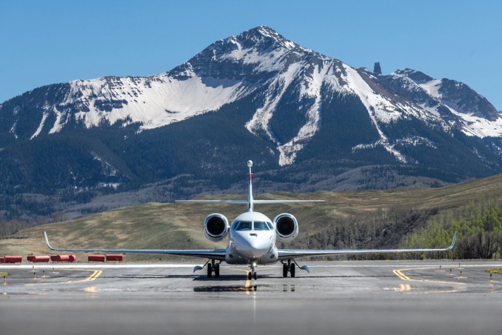 Supply Chain Issues Delay Falcon 6X EIS