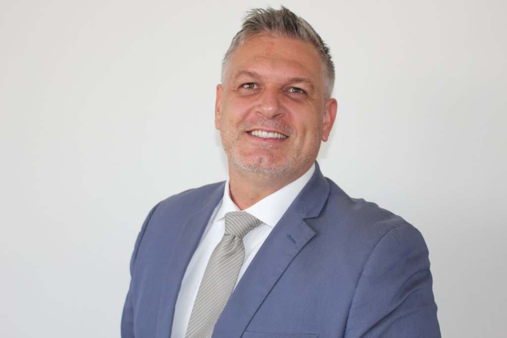 Azzera Makes Green Aviation Easier via Online Platform